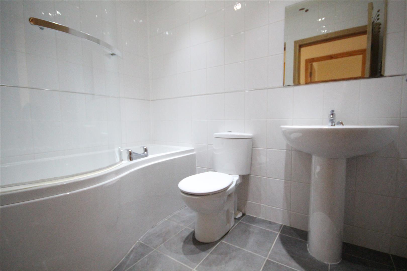 2 bedroom bungalow For Sale in Colne - IMG_0828.JPG
